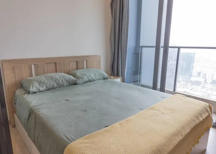 Near Rama 9 With Balcony, Pool, Gym & 5m To Mrt *